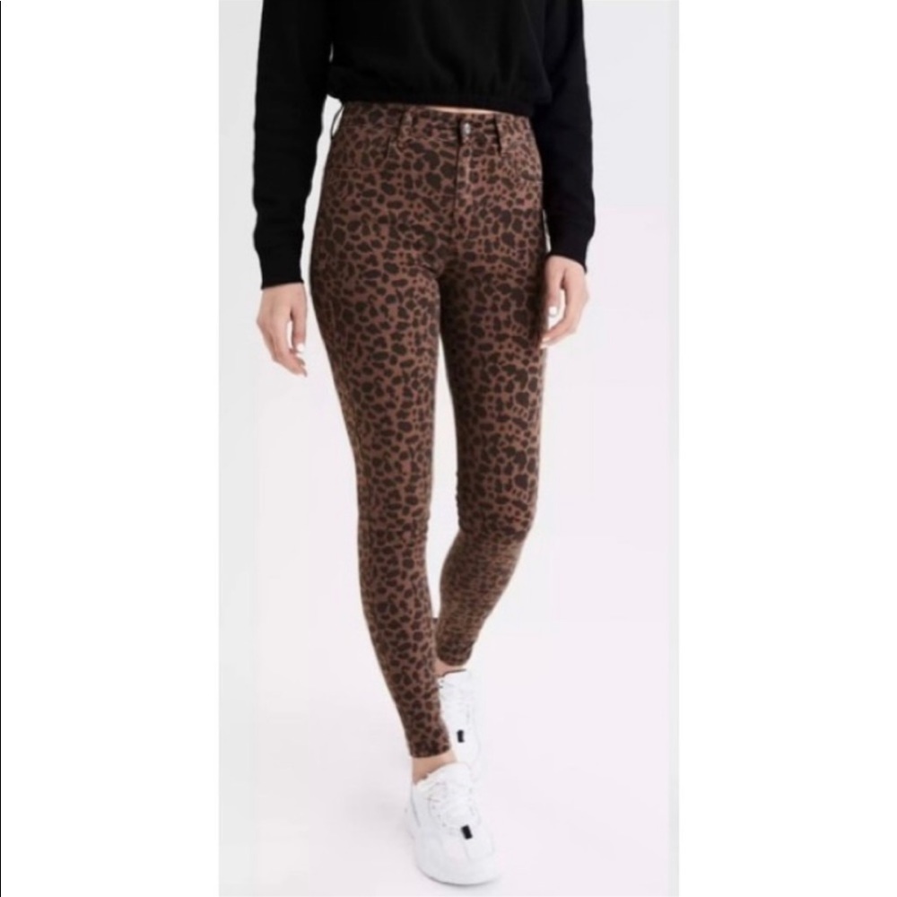 NWT AMERICAN EAGLE SUPER HI-RISE NEXT LEVEL ANIMAL PRINT JEGGING.
